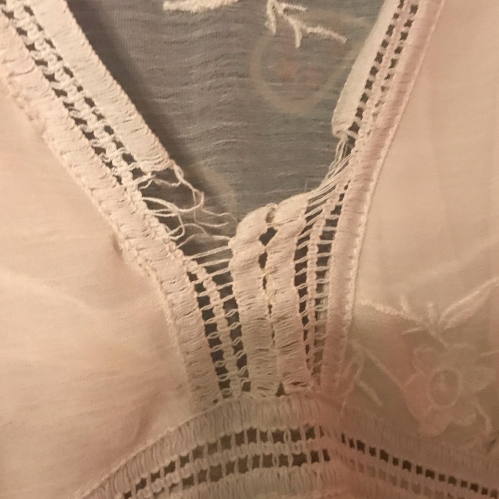 a cream dress - Picture 2 of 3